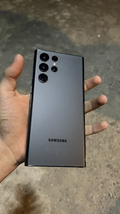 Samsung Galaxy S22 Ultra 12/256 gb