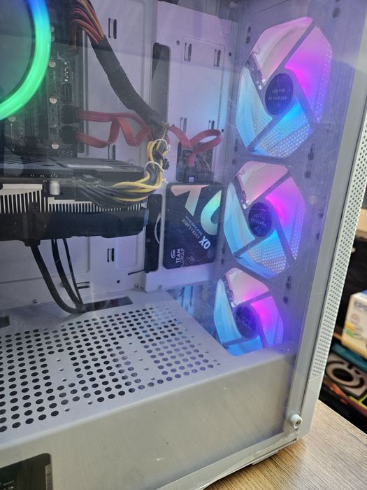 Pc i3 12th/rx560 8gb/ozu 16gb/ssd 512/hdd500gb