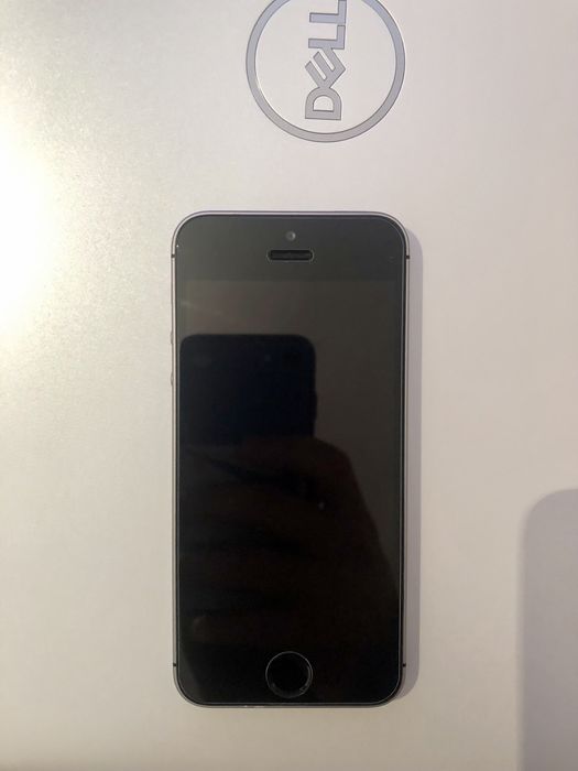 iPhone SE 1st gen 64GB