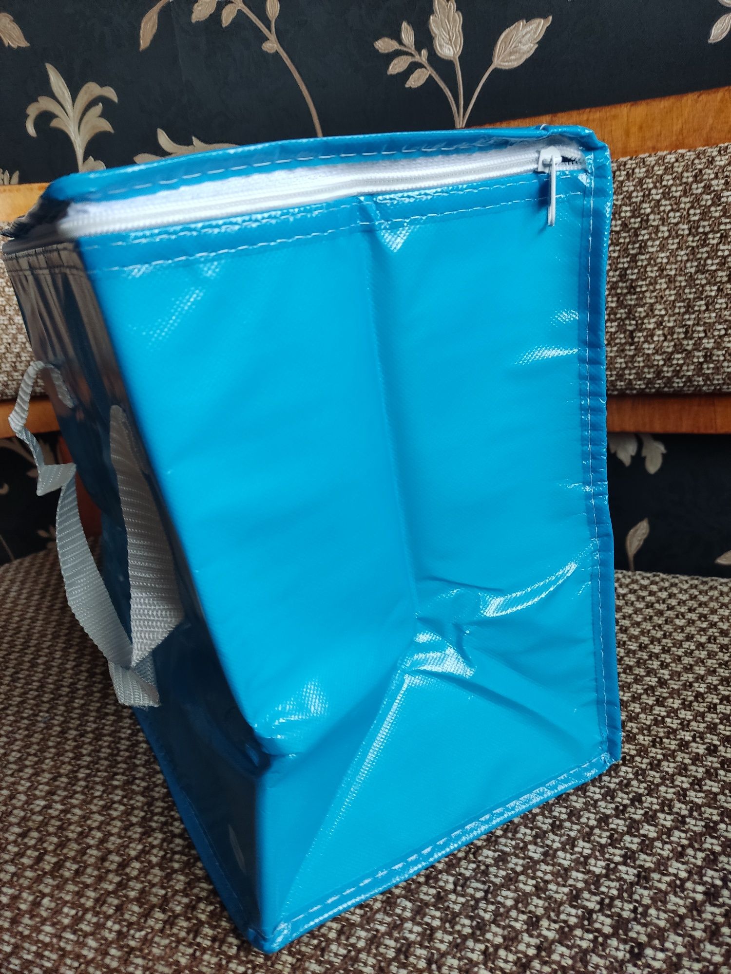Новая очень вместительная термо сумка