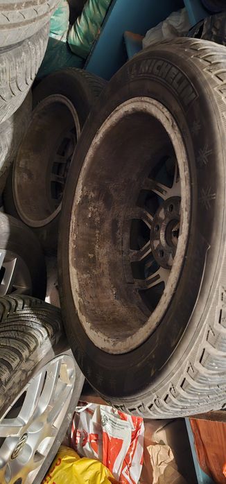 Зимни гуми 205 55 16 с джанти  bbs