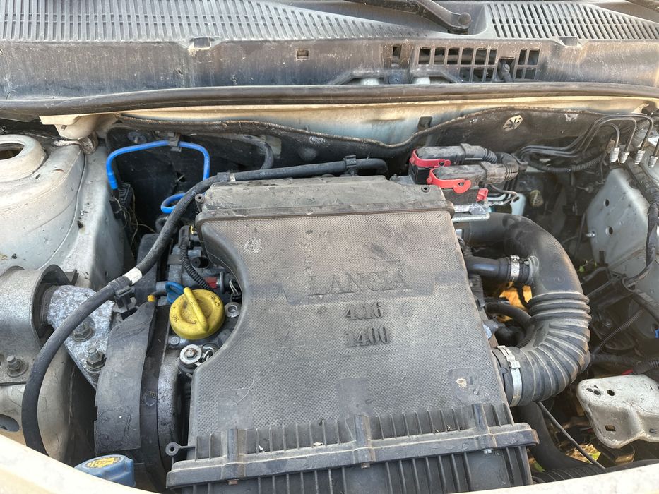 Lancia Ypsilon 1.4i, 90 к.с., 2006 г. – само части!