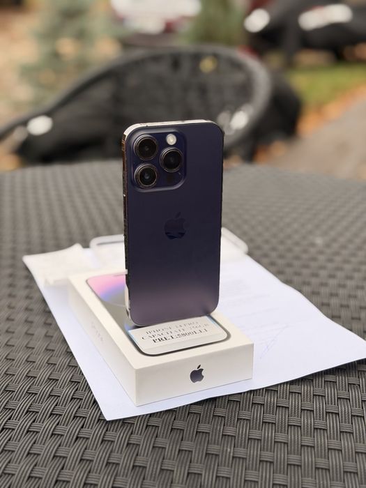 Iphone 14 PRO 256 GB  in cutie impecabi husa  noua cump de Nou