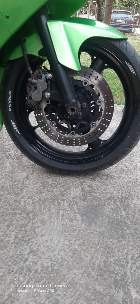 Kawasaki ninja zx6r