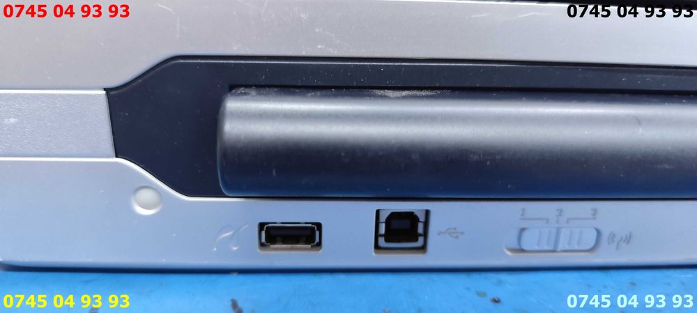 imprimanta HP deskjet 460 cu acumulator si incarcator fara cartuse