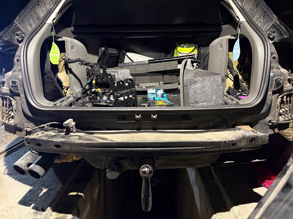 Carlig remorcare Audi A4 B8