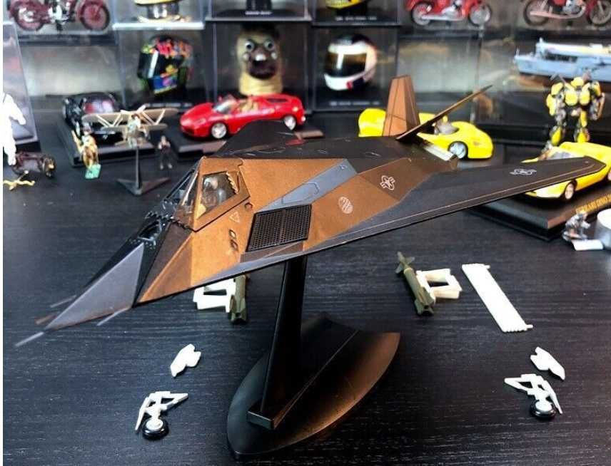 Macheta avion metal F-117 Nighthawk 1:72