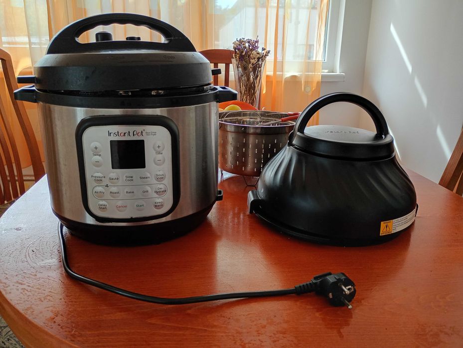 Instant pot duo plus мултикукър под налягане и Еър фрайър
