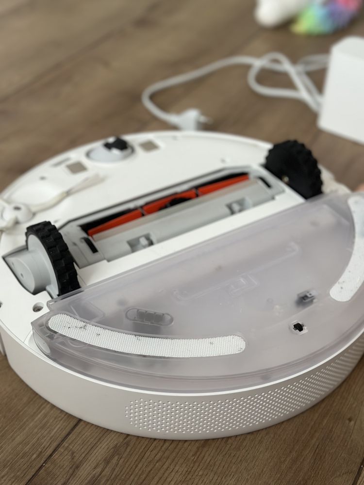 Робот-пылесос Xiaomi Mi Robot Vacuum-Mop 2 Lite