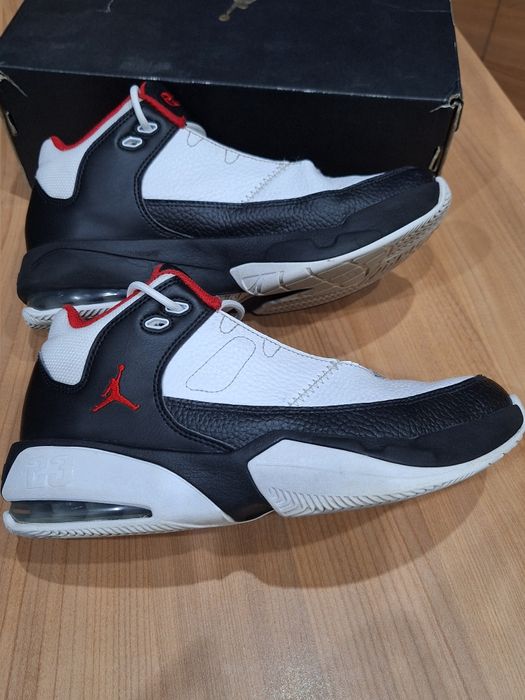 Jordan Max Aura 3 mar. 40