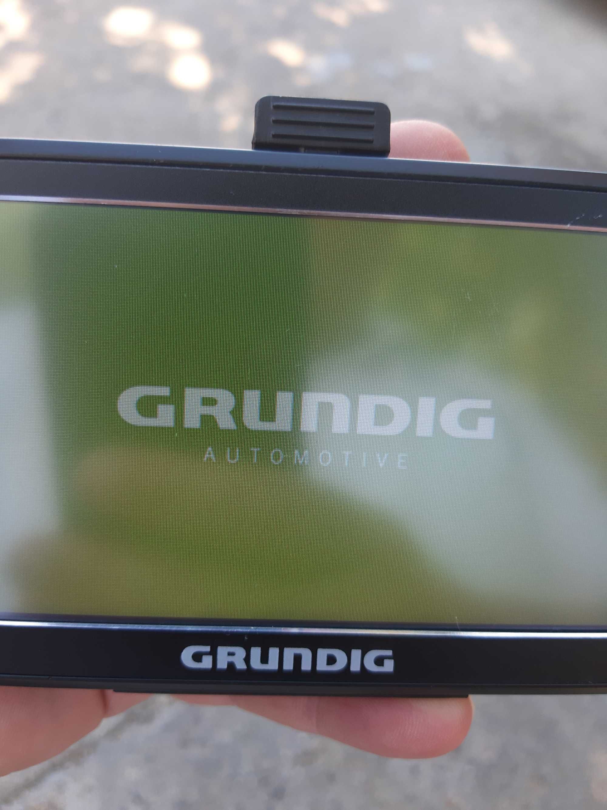 GPS GRUNDIG NOU made in germany