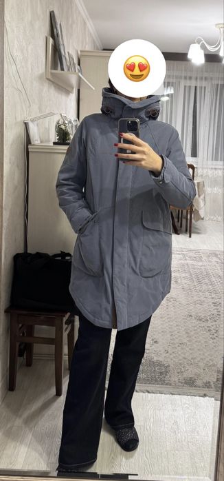 Продам куртку женскую