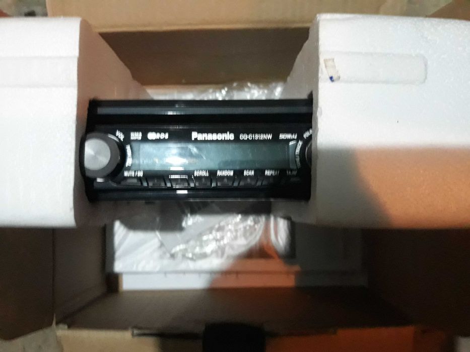 radio casetofon auto Panasonic CQ-C1312NW cu CD, 24 MEMORII, nou