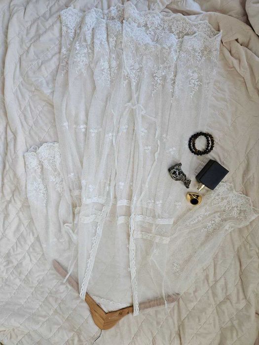 нов дантелен халат бял