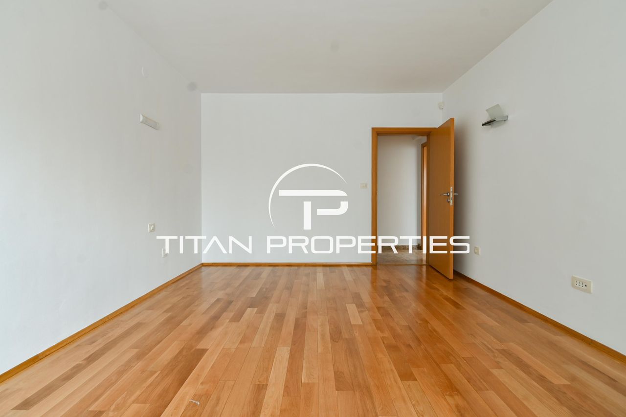 Дава се под наем Офис в София, Лозенец - 260 кв.м за 2200 € - Снимка #10