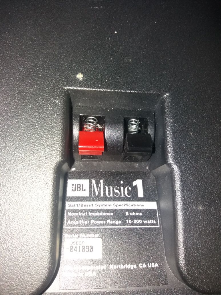 Vand 2 subwooferi JBL one