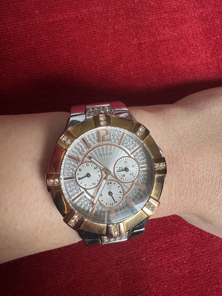 Дамски часовник fossil,guess
