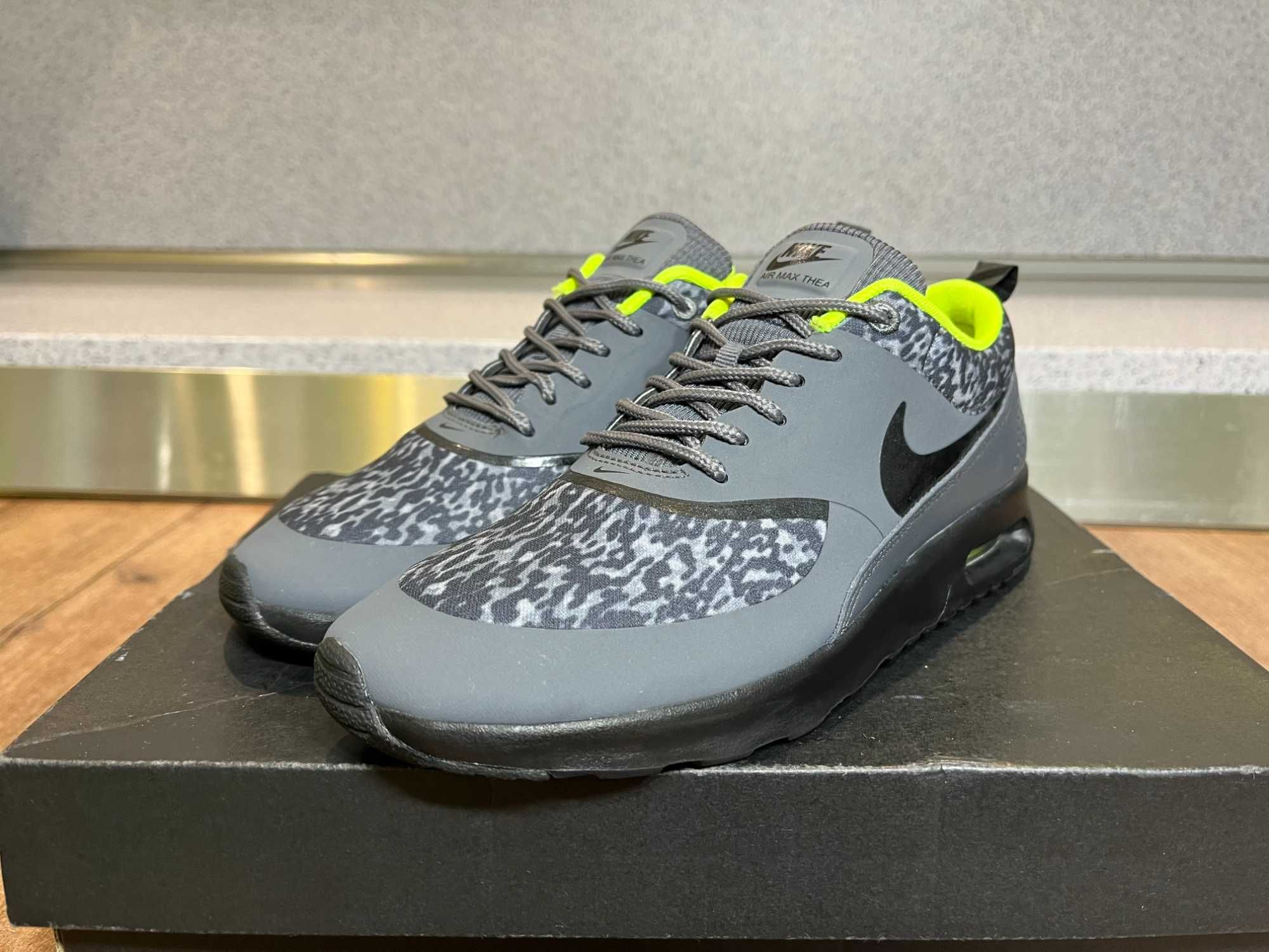 ОРИГИНАЛНИ *** Nike Air Max Thea Print / Dark Grey Black-Volt