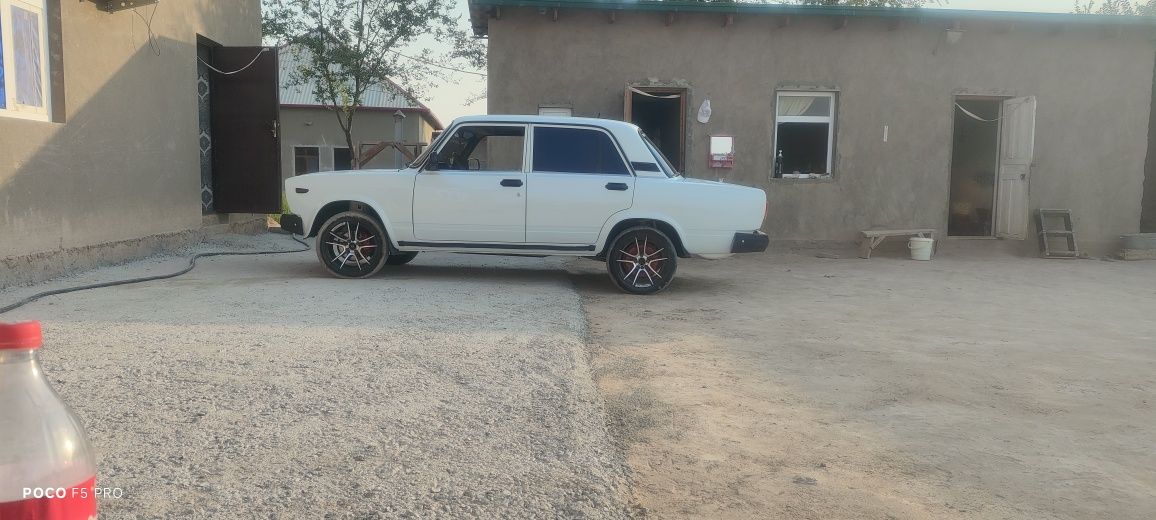 Vaz 2107  injektor