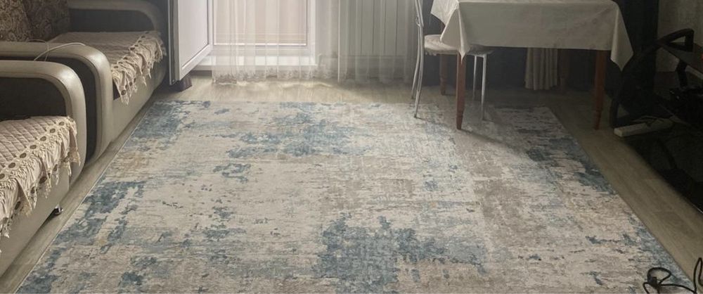 Продам ковры в хорошем состоянии