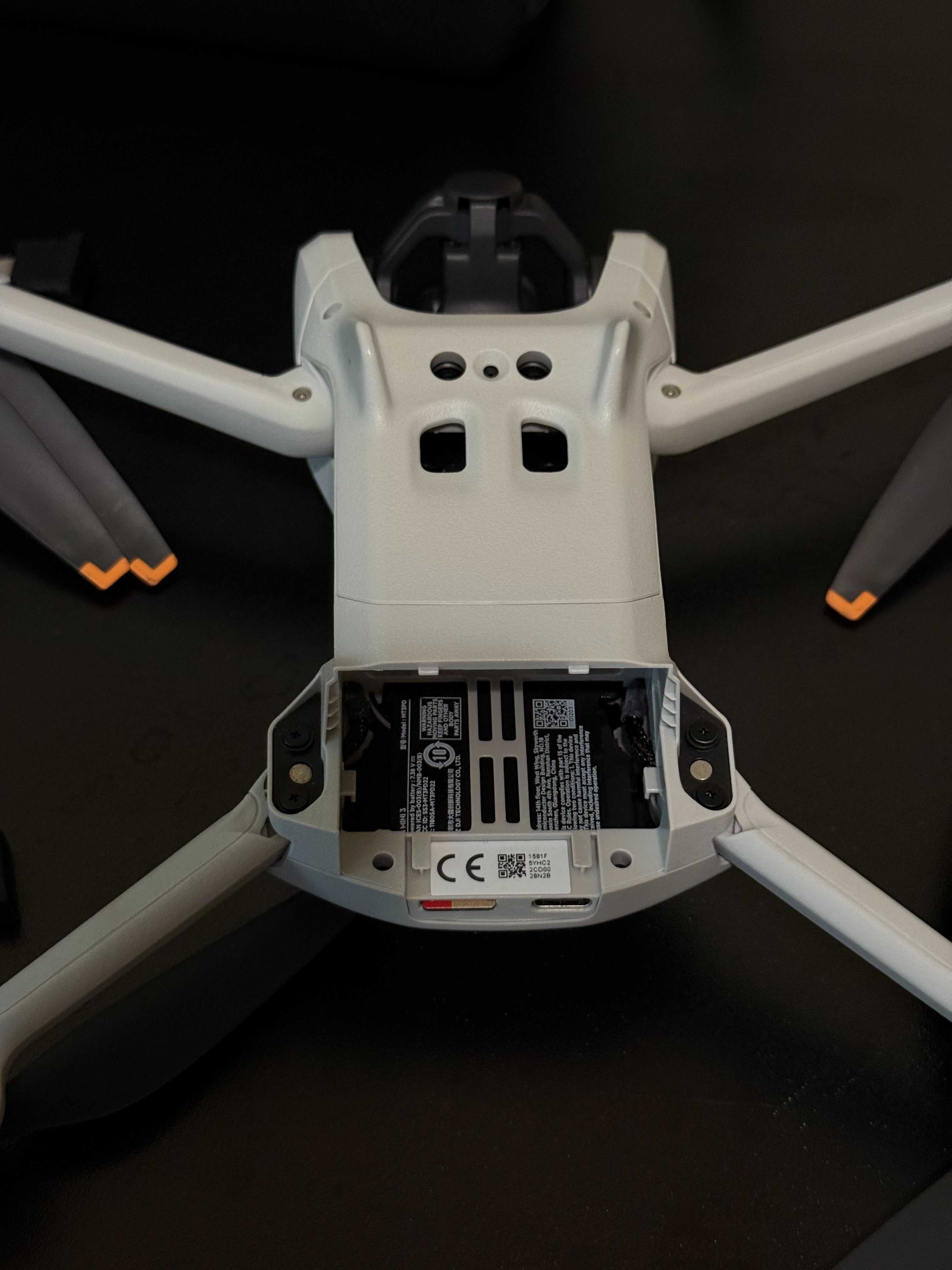 DJI Mini 3 fly more combo
