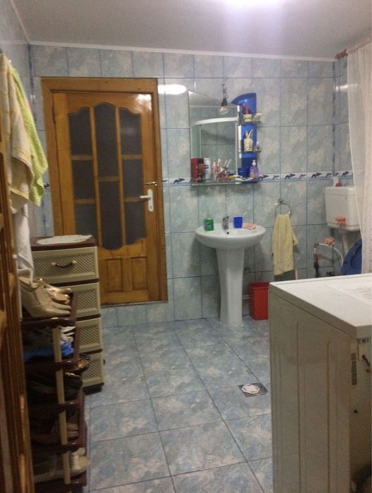 Vand casa com. Jaristea, jud. Vrancea, 2700 mp