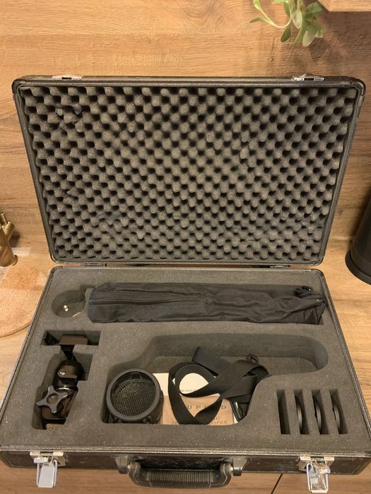 Telescop Luneta terestra Leupold Goldring HD