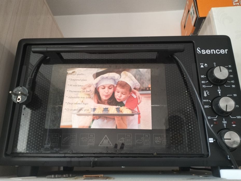 Продам духовку  в отличном состоянии