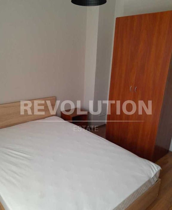 Дава се под наем Многостаен апартамент в Варна, Колхозен пазар - 160 кв.м за 500 € - Снимка #7