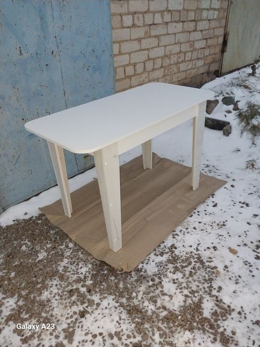 НОВЫЙ стол кухонный