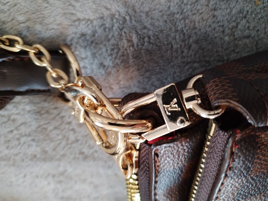 Geanta Louis Vuitton