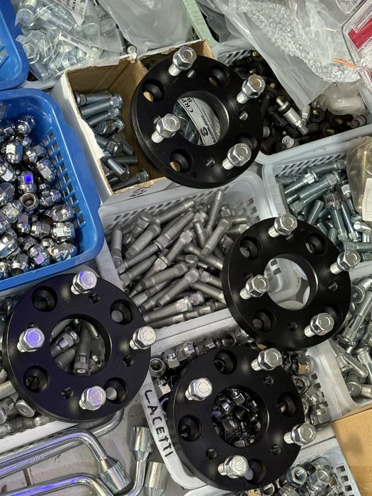 Пеходники унверсал 4х114/4х100 Damas