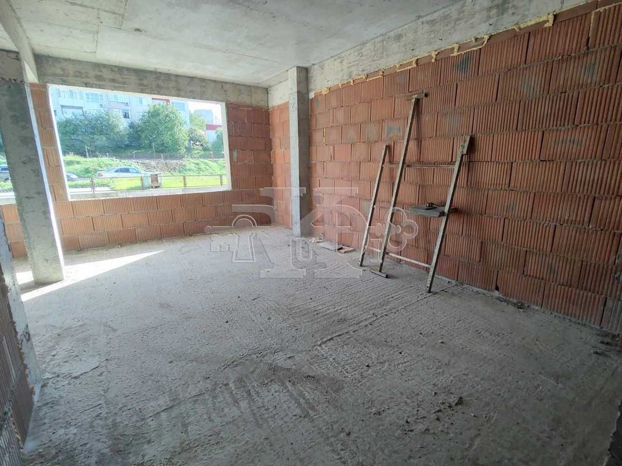 Продава се Двустаен апартамент в Добрич, Балик - 49 кв.м за 898 €/кв.м - Снимка #1