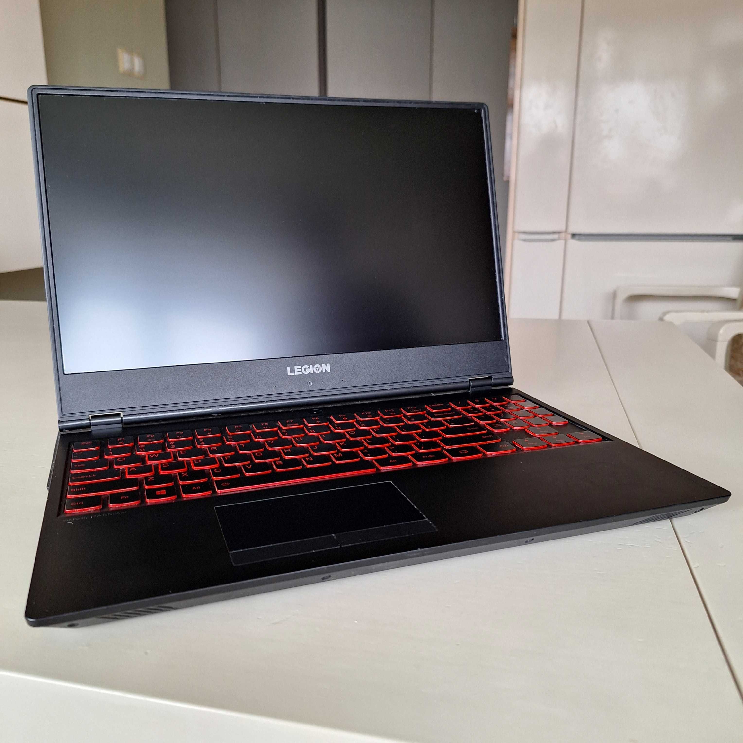 Лаптоп Gaming LENOVO Legion Y7000 PG0