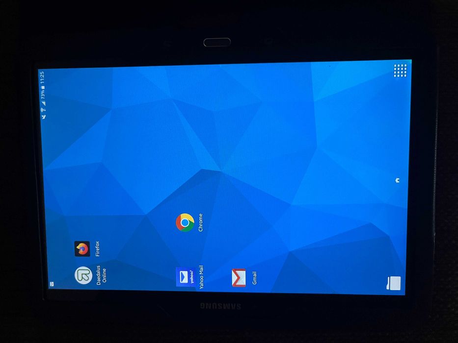 Tableta Samsung Galaxy Tab4 (T535) cu tastatura bluetooth