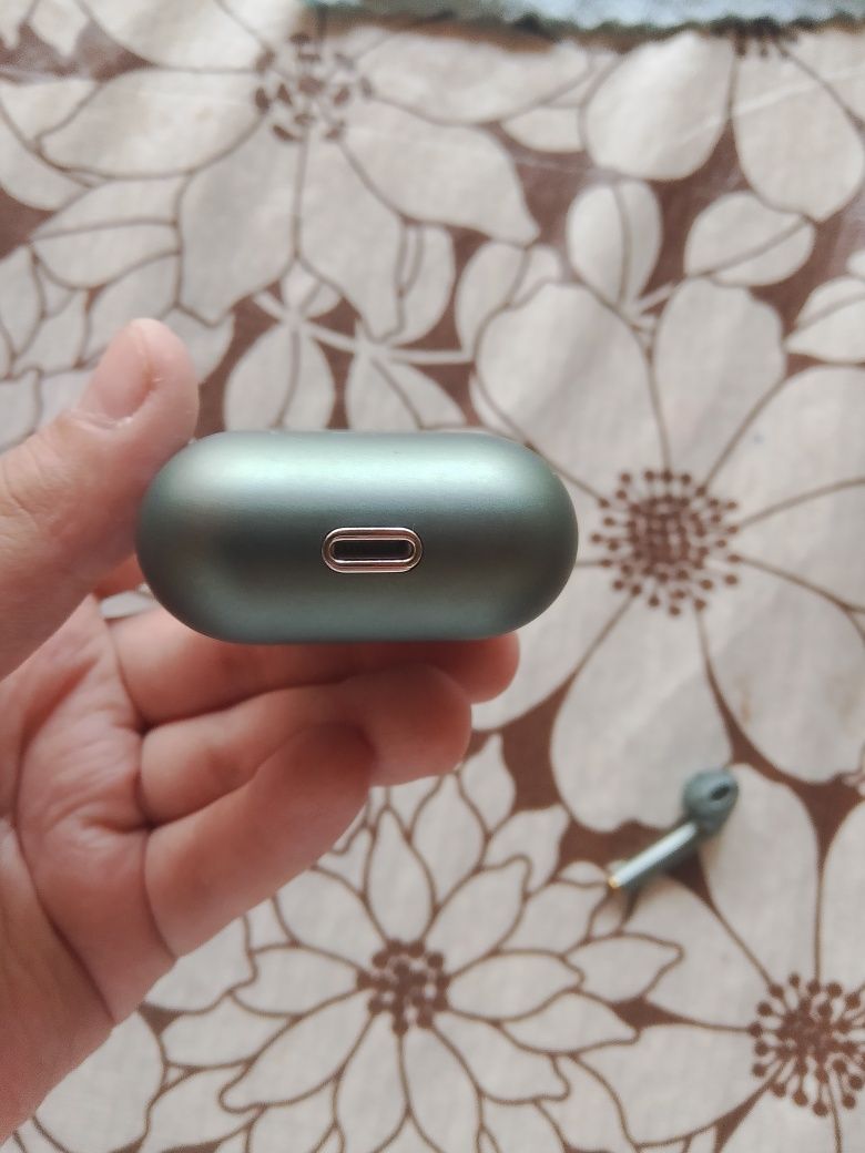 Airpods 2 Premium Apple Gold