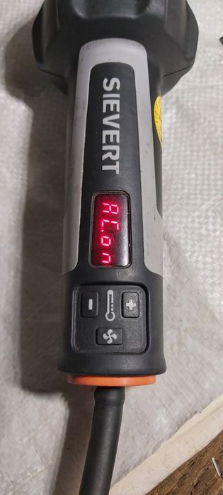 Sievert  nu Leister suflanta  aer cald