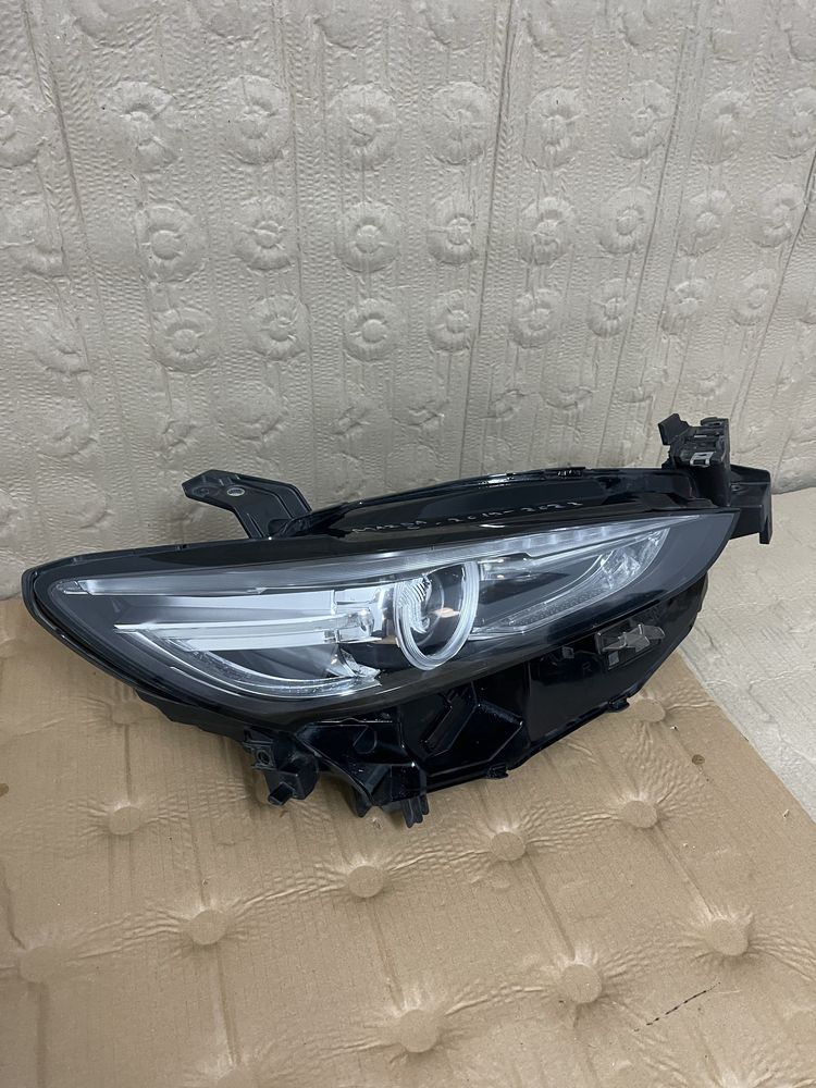 Far dreapta Mazda 6 Full Led Adaptive GS GRF551030 an 2018-2021