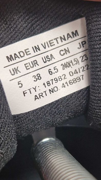 Оригинални дамски маратонки- Salomon Gore-Tex Out Pulse