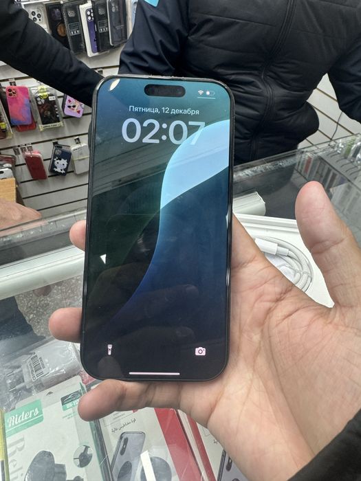 айфон 16 про 256 идкал