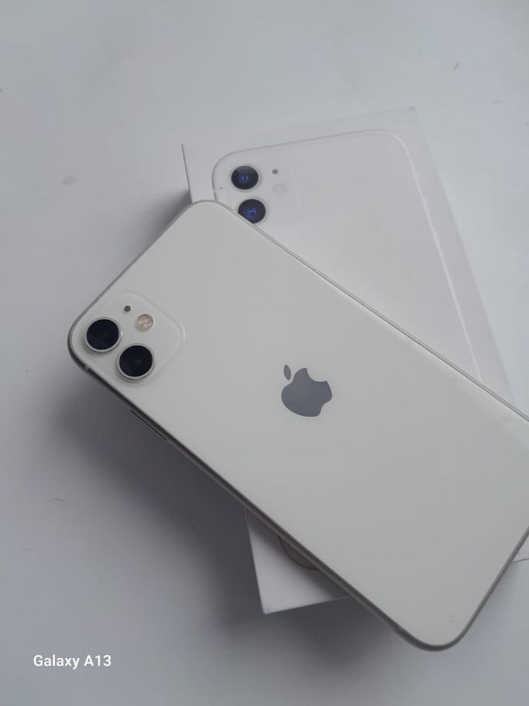 iPhone 11 в отличном состоянии