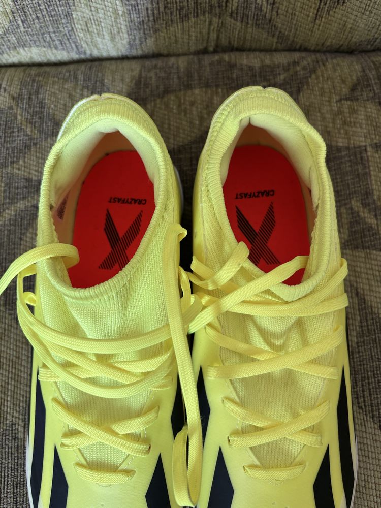 Футболни обувки за зала Adidas X Crazyfast League