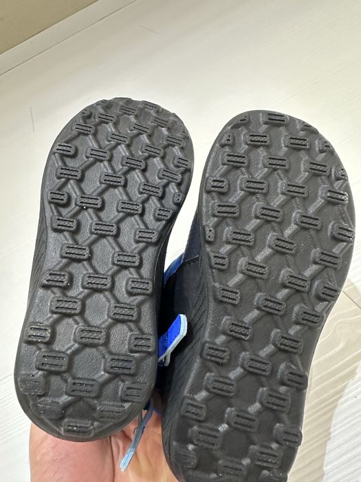 Adidas апрески(ботуши) размер 26