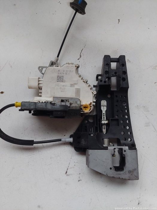 Broasca usa stanga fata AUDI A4 IV Avant (8K5, B8) [ 2007 - 2015 ] OEM 8j1837015f