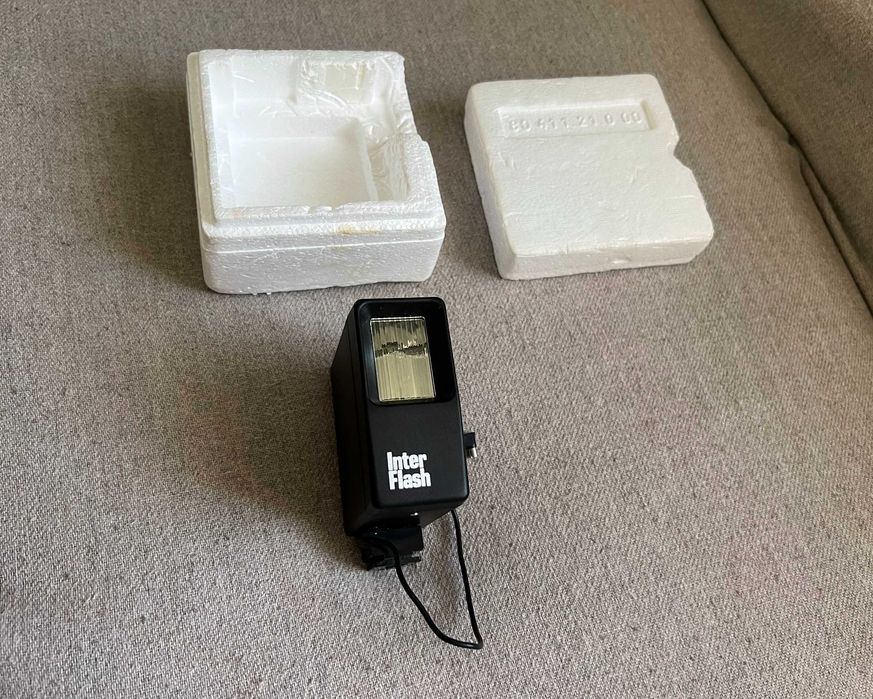 Blitz foto vintage InterFlash EB15 cu sincro PC și mod auto manual