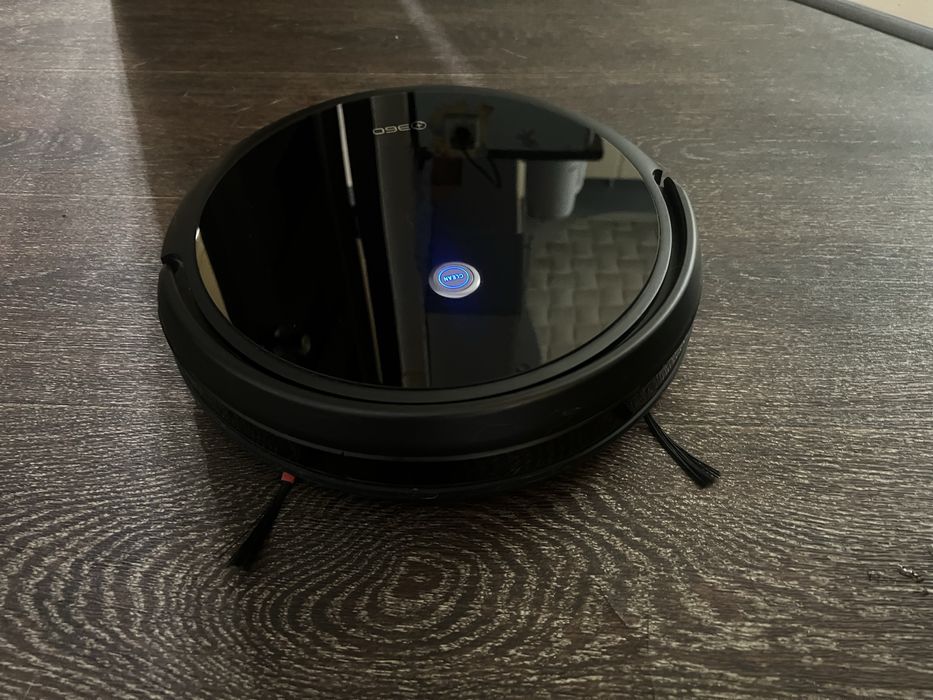 Продам робот пылесос