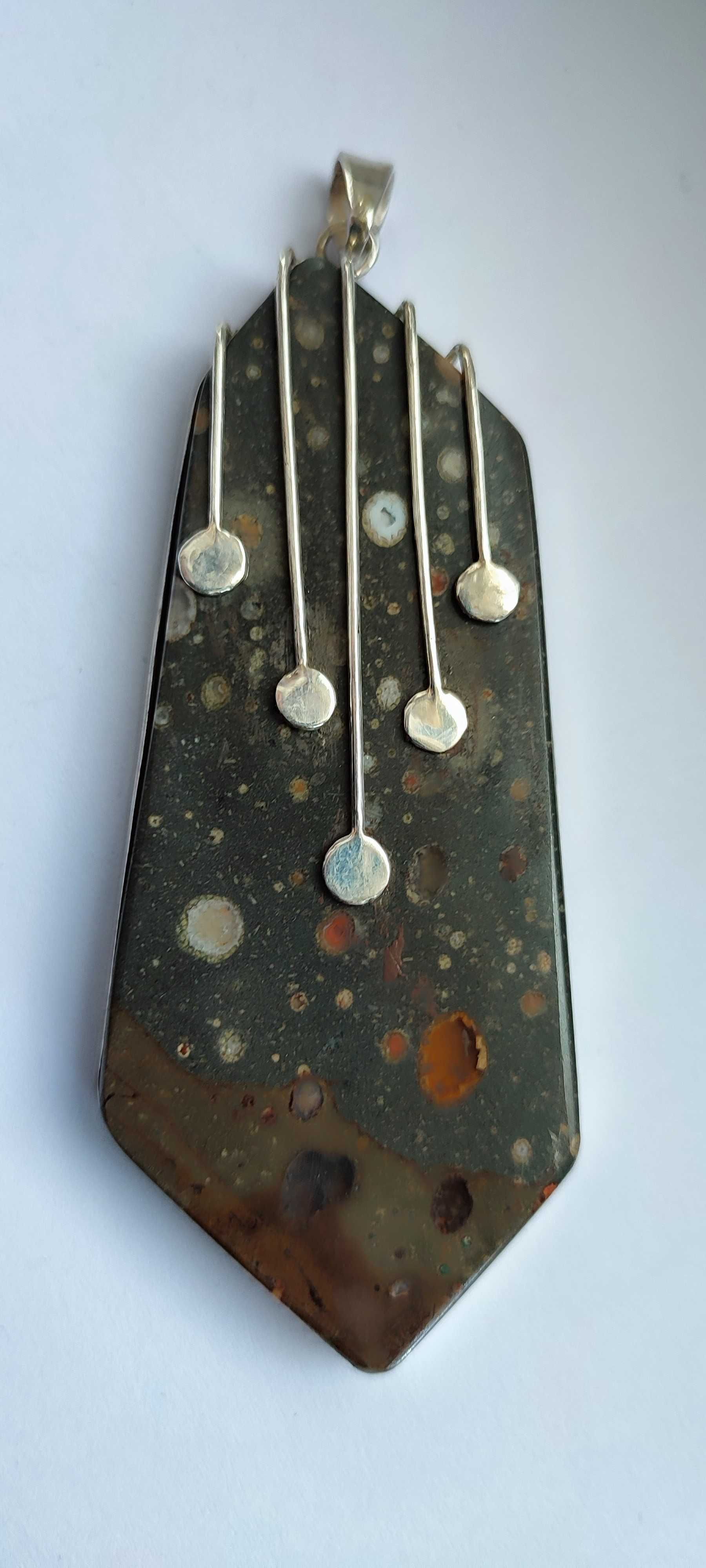 Эксклюзивный серебряный кулон с камнем ГЕЛИОТРОП (кровавая яшма)