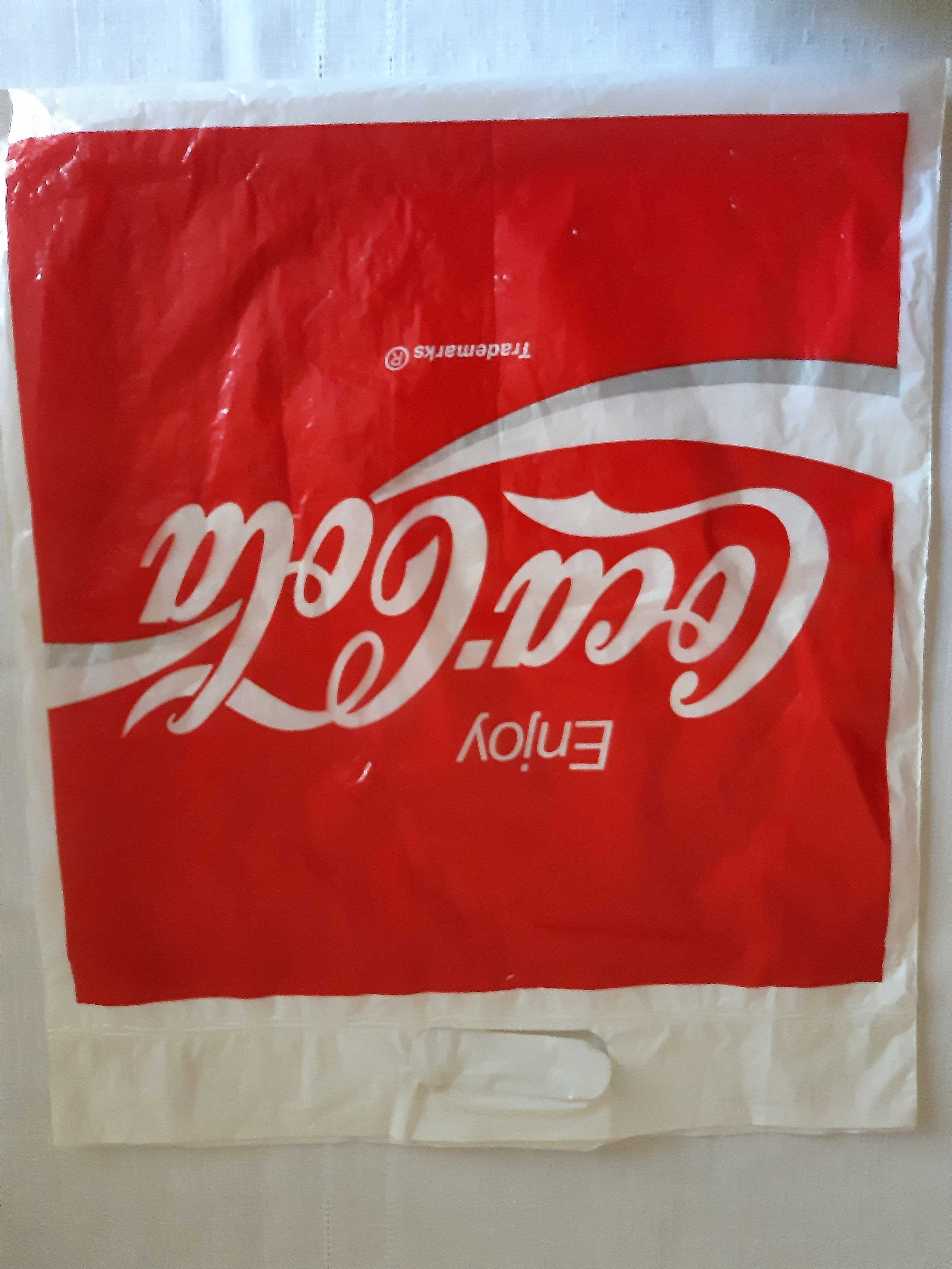 Колекция Кока Кола/Подаръчни ПВЦ пликове/Стикери кола-кирилица-90те