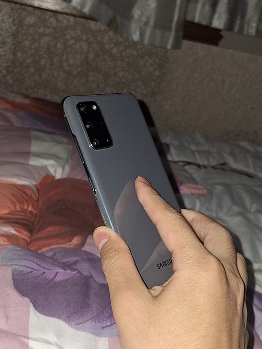 Samsung Galaxy s20 plus