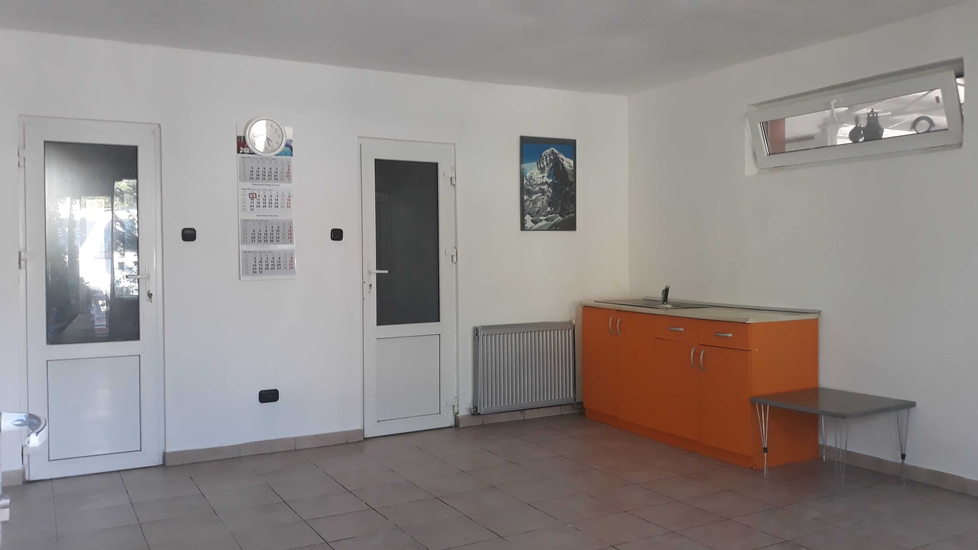 Hala cu birouri, vestiare, teren 8868mp, E60, Tileagd BH,